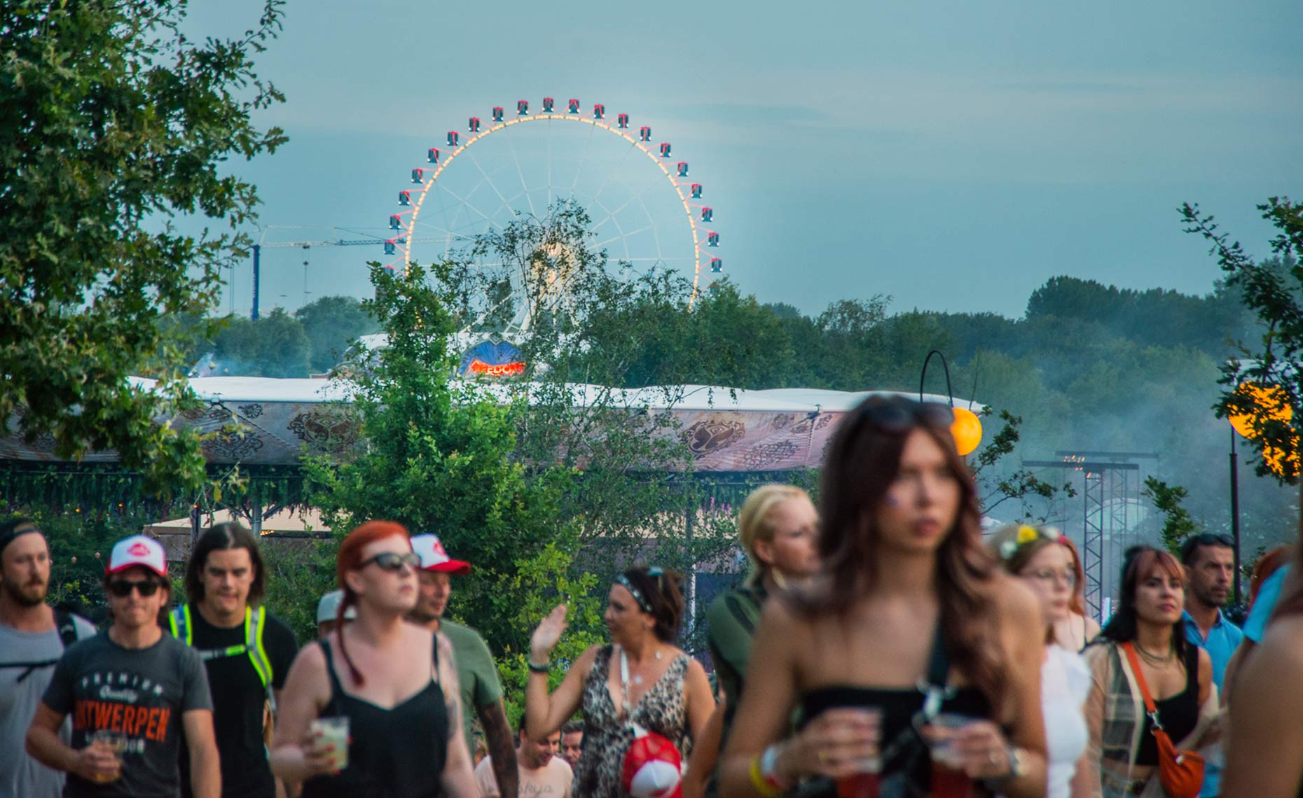 TomorrowLand_613
