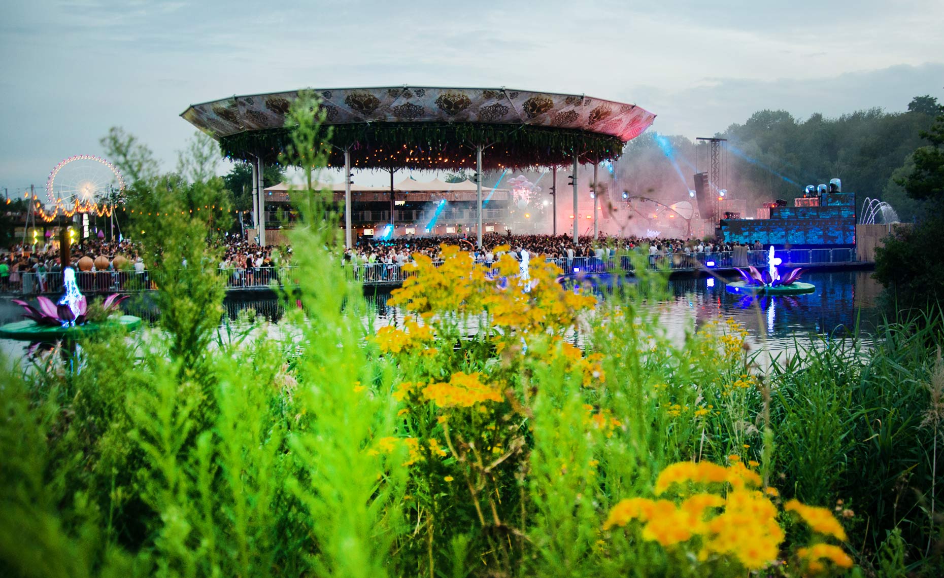 TomorrowLand_630